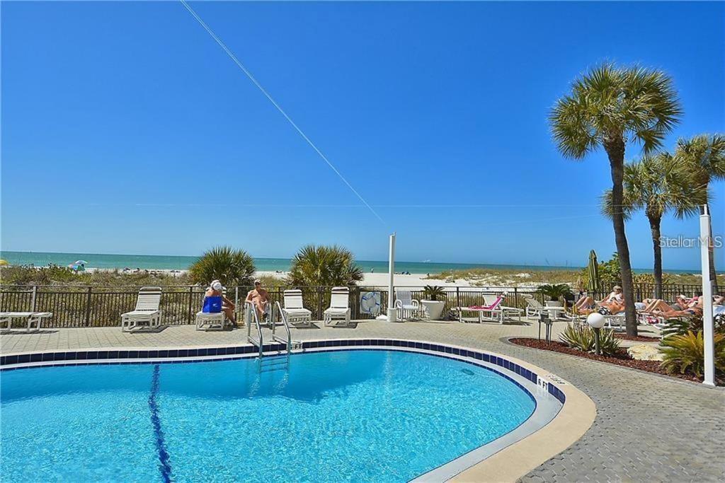 Oceanfront View Of Madeira Beach, Steps To The Beach - Madeira Norte Condo St. Pete Beach Exteriör bild